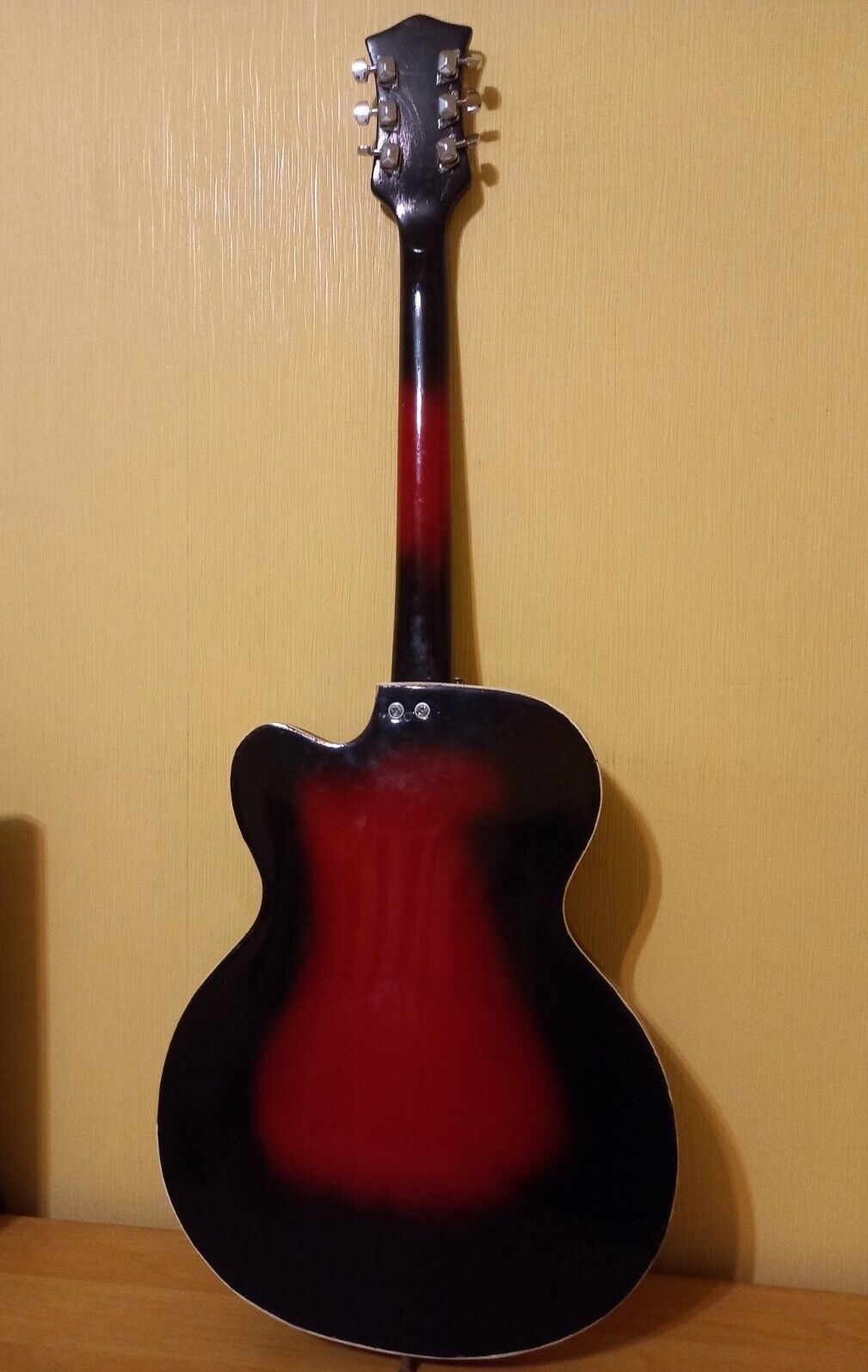 MUSIMA 1655 ELECTRIC GUITAR GDR GERMANY 6 STRING VINTAGE AND RARE