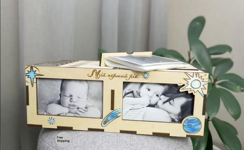 NEW - Wooden Album Photo Box Unique Holder First Year Baby Child 432 photos