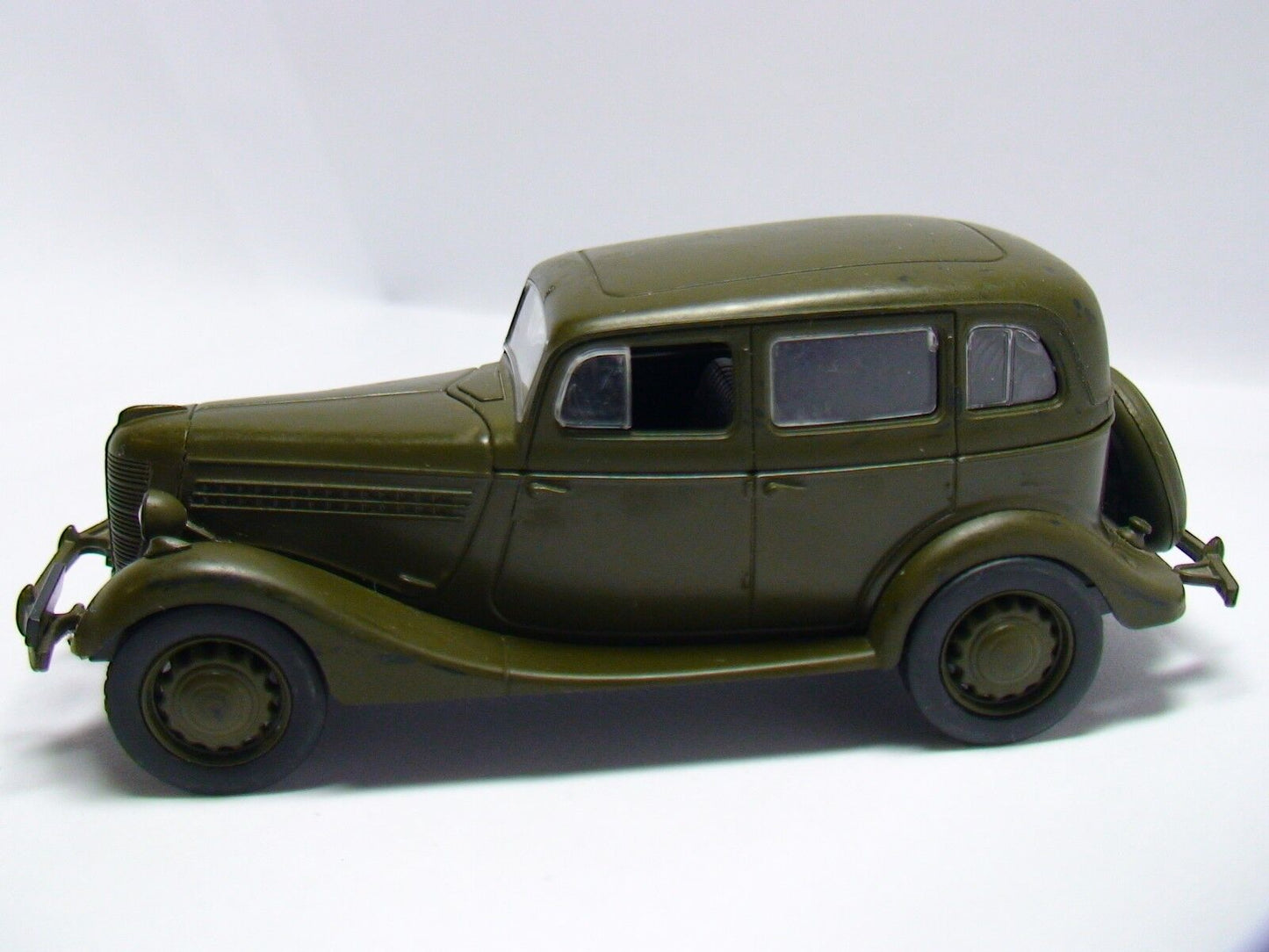 GAZ-11-73 SOVIET SCALE MODEL 1:43 MILITARY Dagostini