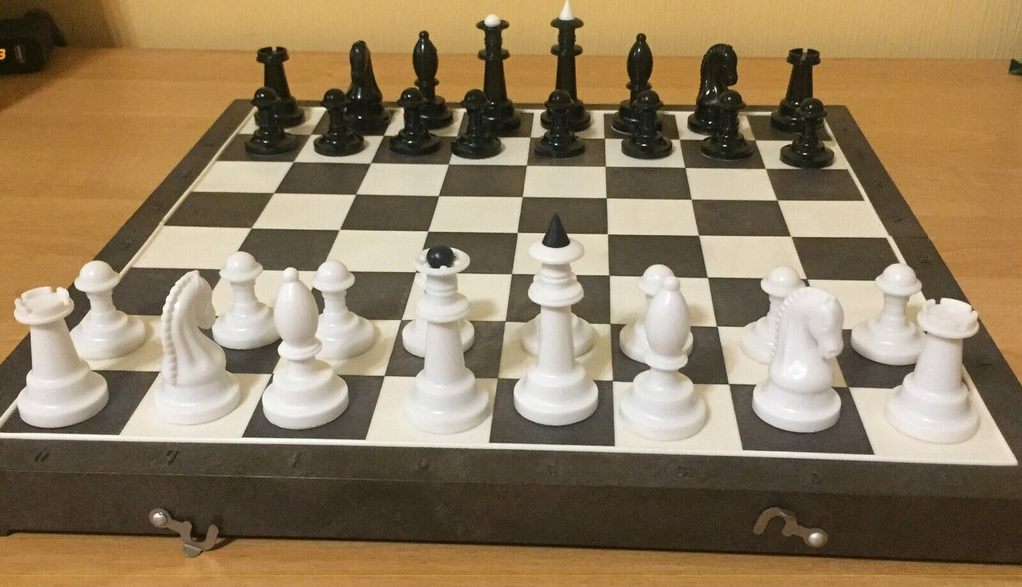 Plastic chess 40 х 80 cm