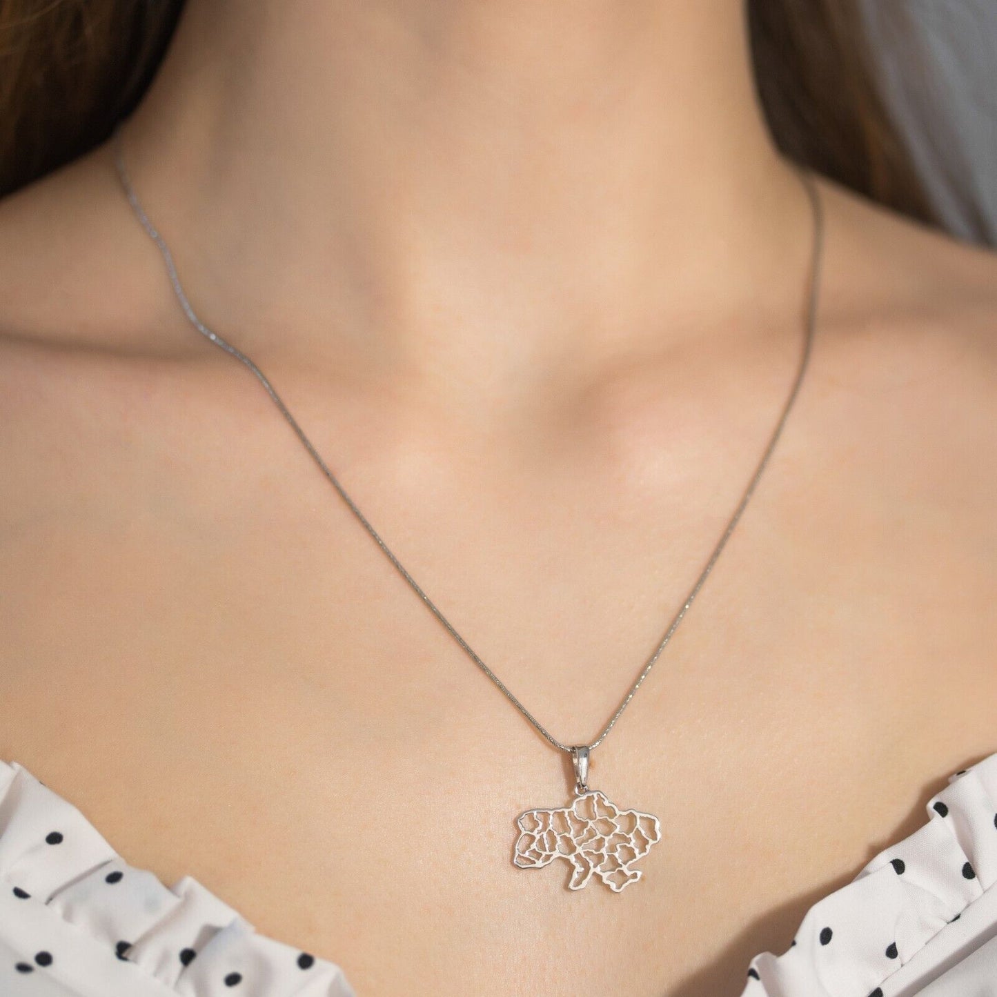 New Pendant Ukraine Map Necklace Gift Symbol Jewelry Charm 14k White Gold (585)