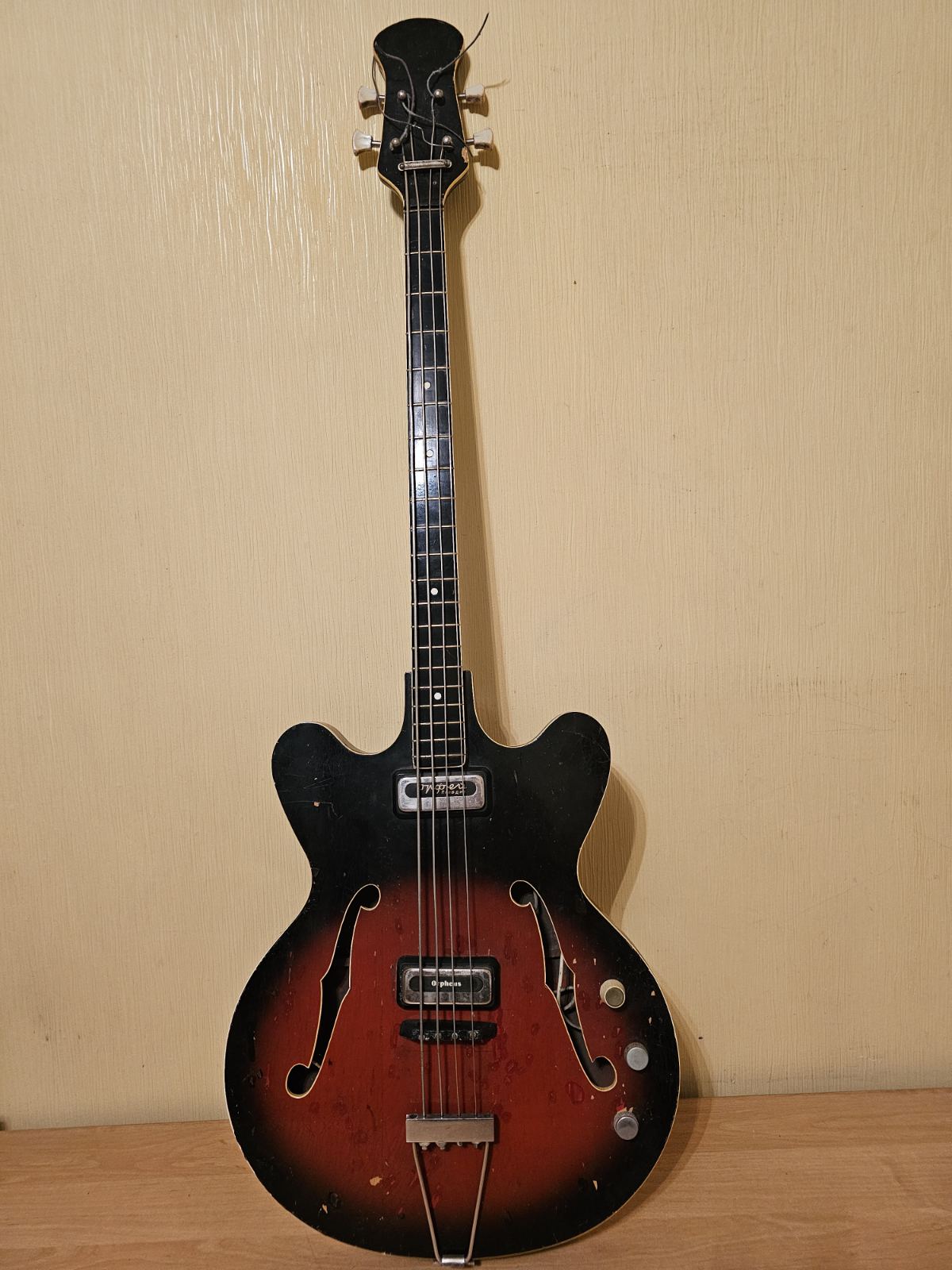 ORFEUS ORPHEUS HEBROS BASS GUITAR VINTAGE AND RARE