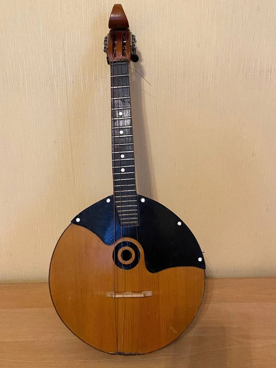 Domra Prima Folk Instrument 4 strings Ukrainian Ukraine Vintage