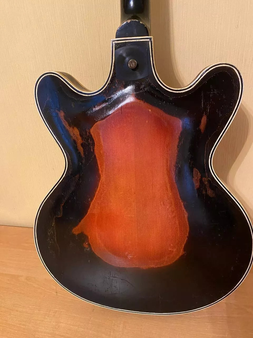 ORFEUS ORPHEUS HEBROS SUPER BASS GUITAR VINTAGE AND RARE musicsimysoul musicsimysoul
