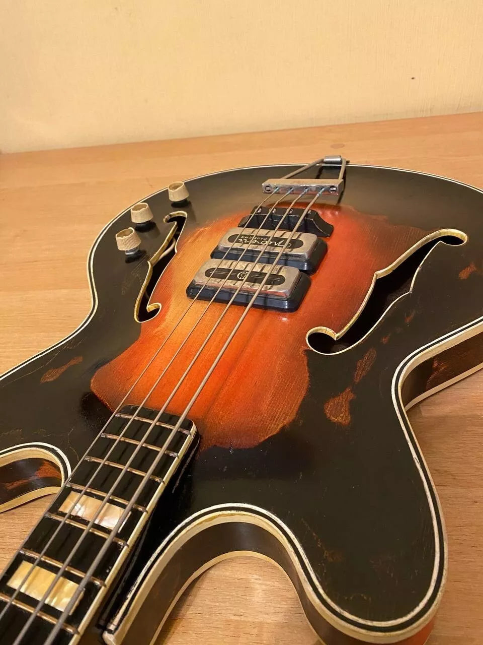 ORFEUS ORPHEUS HEBROS SUPER BASS GUITAR VINTAGE AND RARE musicsimysoul musicsimysoul